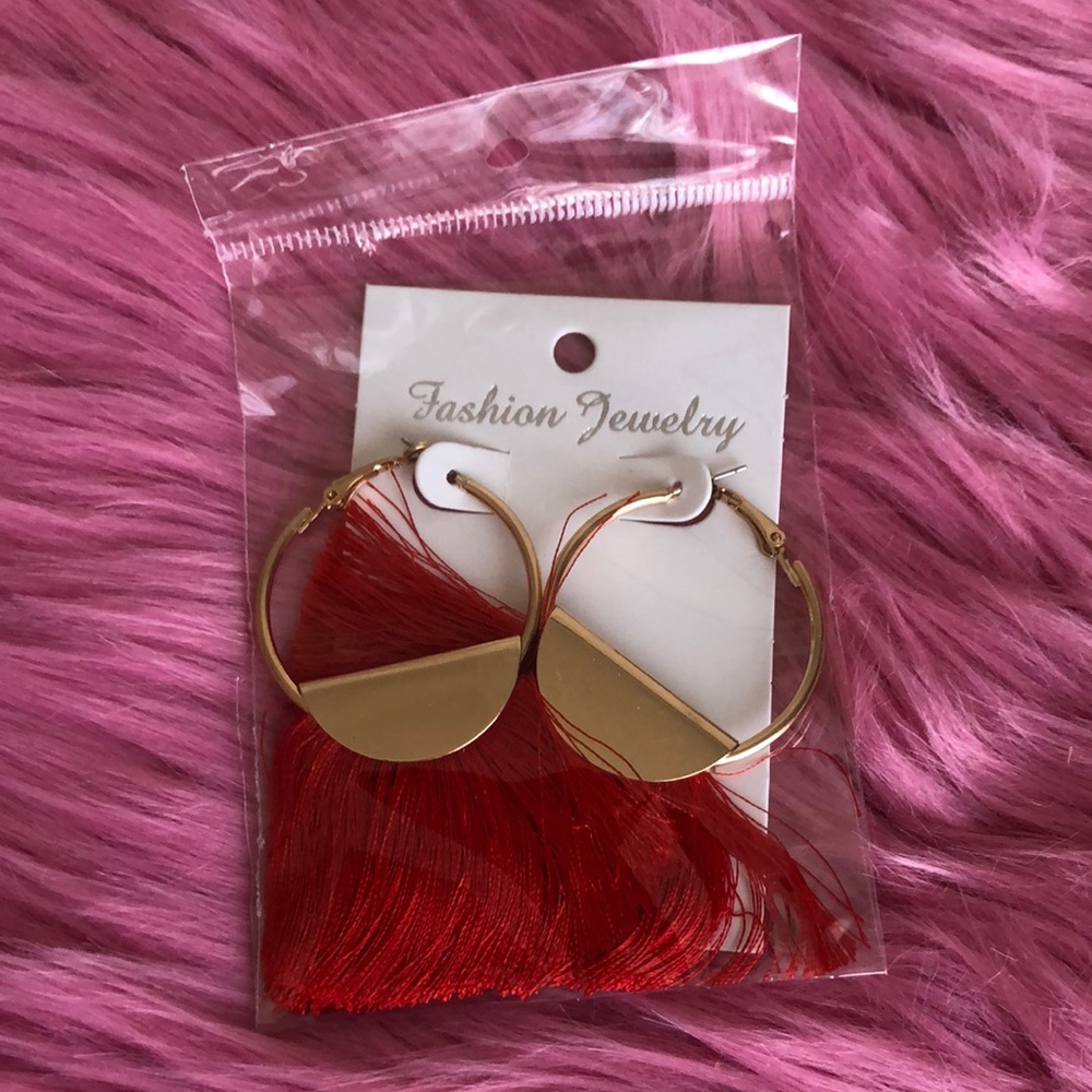 ❤️New Fashion Jewelry Gold and Red Tassel Loop Earrings
